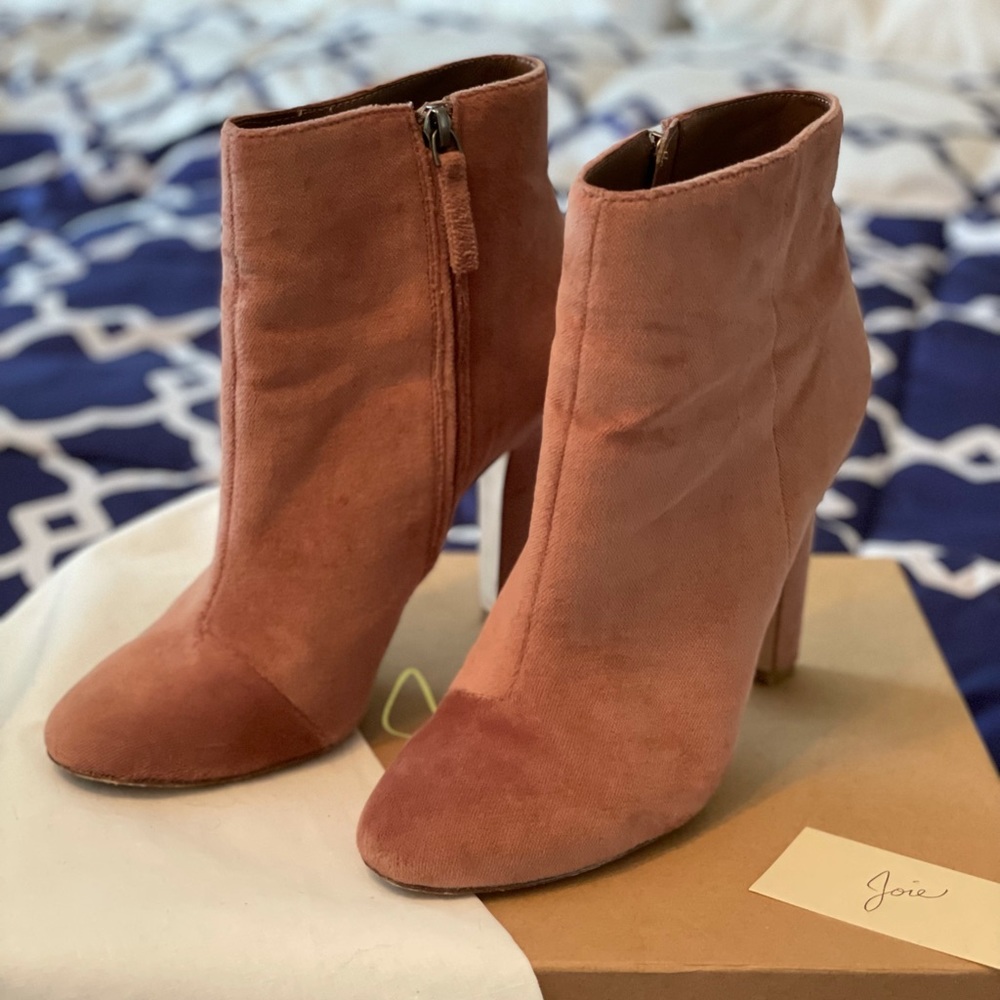 GORGEOUS blush boots from Joie